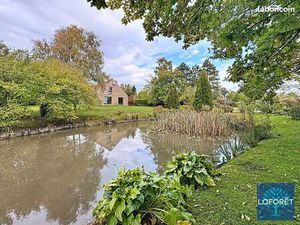 Pavillon 7 pièces 232 m²