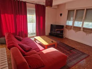 Location meublée appartement 4 pièces 86 m² à Angouleme (16000)  700 €