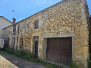 Vente Immeuble à Fontenay-le-Comte (85200) : à vendre / 200m² Fontenay-le-Comte