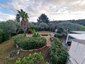 À La Farlède  immense maison à acheter 535 000 EUR