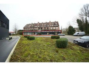 Commerciële eigendom te koop in Sint-Denijs-Westrem