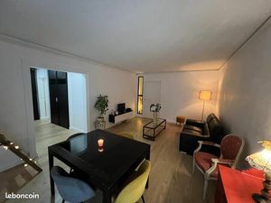 Location meublée appartement 3 pièces 71 m² Le Pecq (78230)