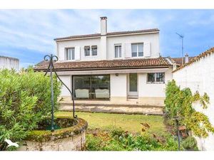 Vente maison 7 pièces 178 m² Bergerac (24100)