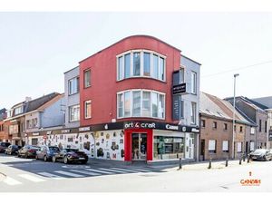 Commercieel te koop in Mariakerke met 2 slaapkamers