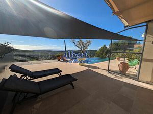 Maison Ollioules 6 pièce(s) 342 m2