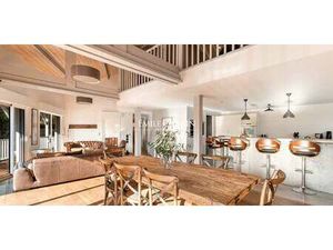 Maison contemporaine avec piscine et jardin Arbonne (64)