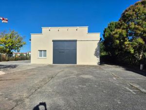 Ensemble immobilier de 626 m² sur un foncier de 2 533 m² à la vente à AUCAMVILLE