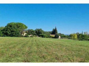 Terrain constructible viabilisé à vendre