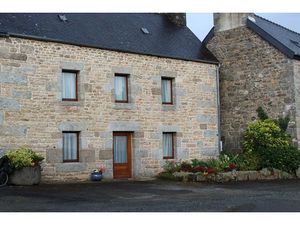 Vente maison 5 pièces 114 m² à Bulat-Pestivien (22160)  107 000 €