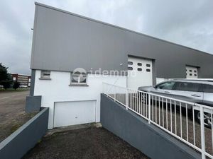 ENTREPOT + BUREAUX A LOUER A MARLY !