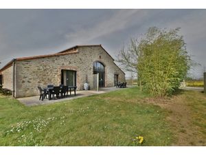 Propriété à vendre SAINT CHRISTOPHE DU BOIS 10 pièce(s) 215m2 549 900€