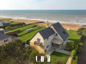 Vente Maison Bord de Mer à Saint-Aubin-sur-Mer (14750) : à vendre Bord de Mer / 141m² Sain