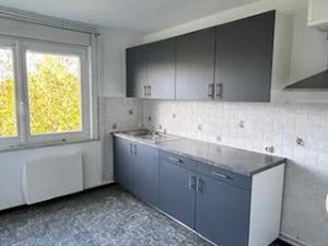 Location maison 5 pièces 74 m² à Grand-Fayt (59244)  580 €