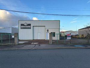 Location Bureaux et commerces aux Sables-d'Olonne (85100) : à louer / 240m² Les Sables-d'O