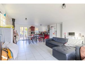 Vente maison 4 pièces 80 m² à Saint-Jean-de-Blaignac (33420)  207 675 €
