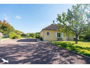 Vente maison 5 pièces 129 m² à Saint-Laurent (18330)  228 975 €