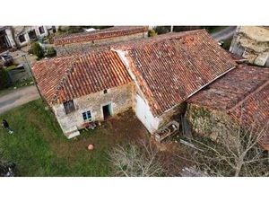 Vente maison 1 pièce 90 m² Nanteuil-en-Vallée (16700)