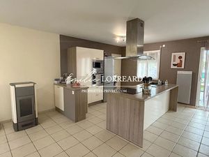 Vente maison 6 pièces 125 m² à Champagne (72470)  236 990 €