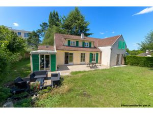 Immeuble à vendre VILLEBON SUR YVETTE 10 pièce(s) 227m2 790 000€