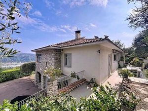 Maison de luxe de 282 m2 en vente Gattières  Provence-Alpes-Côte d'Azur