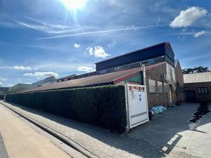 Loftkantoor/Atelier/Showroom in Drongen