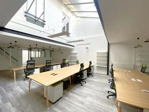 BUREAUX 321 m² (non div.) à louer(PARIS 75013)