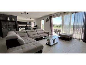 Maison avec piscine Tavernes (83)