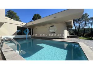 Vente villa 6 pièces 258 m² à Saint-Marcel-de-Careiret (30330)  799 000 €