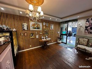 Vends Murs Jean FIOLLE Commerce 165000