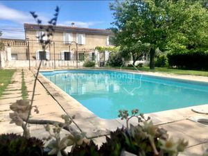 Vente maison 6 pièces 205 m² Orange (84100)