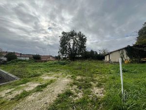 Vente terrain 1205 m² à Trélissac (24750)  148 000 €