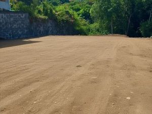 Vente terrain 1171 m² à Vieux Habitants (97119)  210 000 €