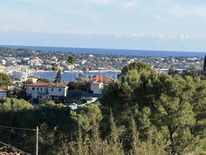 Vente terrain à batir 1946 m² à Vallauris (06220)  659 000 €