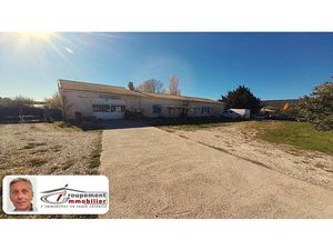 2 MAISONS + 1 LOCAL COMMERCIAL A SAULT 84