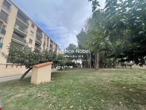 Vente en viager Appartement F4 de 75 20 m2 dans résidence