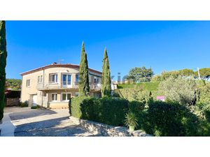 A seulement 20 minutes d'Uzès ..