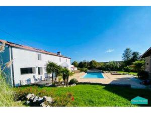 Vente Maison Piscine à Saint-Mars-de-Coutais (44680) : à vendre Piscine / 250m² Saint-Mars