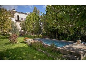 Rare maison de caractère 19ieme avec terrasse  jardin  piscine et vue