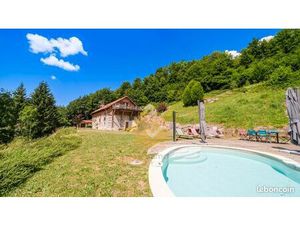 Chalet 10 pièces 330 m²