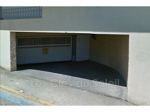 Location Parking BANDOL 83150