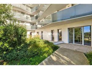 LOCAL PROFESSIONNEL A LOUER