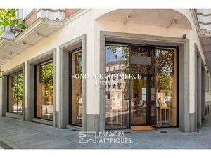 Restaurant à la décoration contemporaine