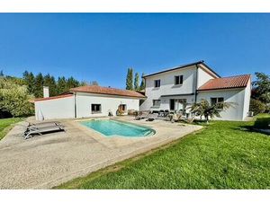 Maison de luxe 4 chambres en vente à Bosmie-l'Aiguille  France