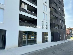 LOCAL PROFESSIONNEL A VENDRE