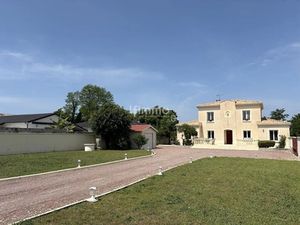 Vente maison 7 pièces 175 m² à Eysines (33320)  850 000 €
