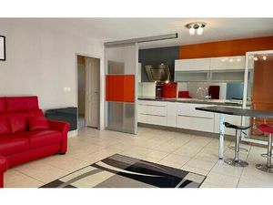 Appartement Saint-Paul-Trois-Châteaux m² T-3 à vendre  189 500 €