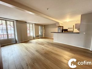 Location appartement 3 pièces 86.56 m² à Pau (64000)  905 €