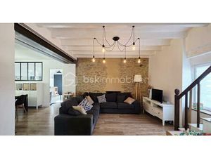 Maison de 100 m² à Saint-Brice-En-Cogles