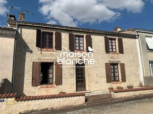 Vente maison 4 pièces 190 m² à Mauzé-sur-le-Mignon (79210)  149 000 €