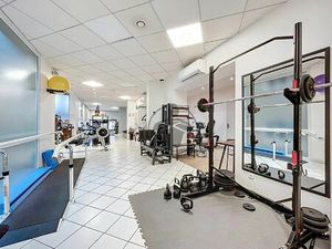 Vente Local commercial 12 pièces 275 m2 à Saint-Quentin